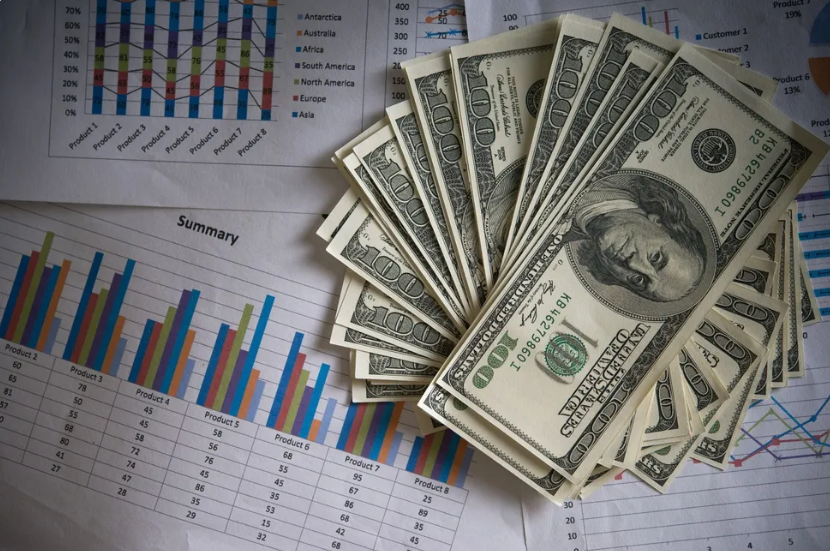 Dólar fecha em R$ 6,29