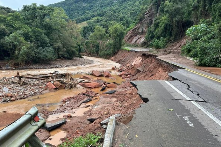 BR precisará ser completamente reconstruída. Situação exigirá caminhos alternativos para ligar Caxias do Sul à Região das Hortênsias