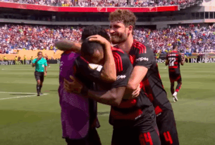 Flamengo vence Chelsea de virada