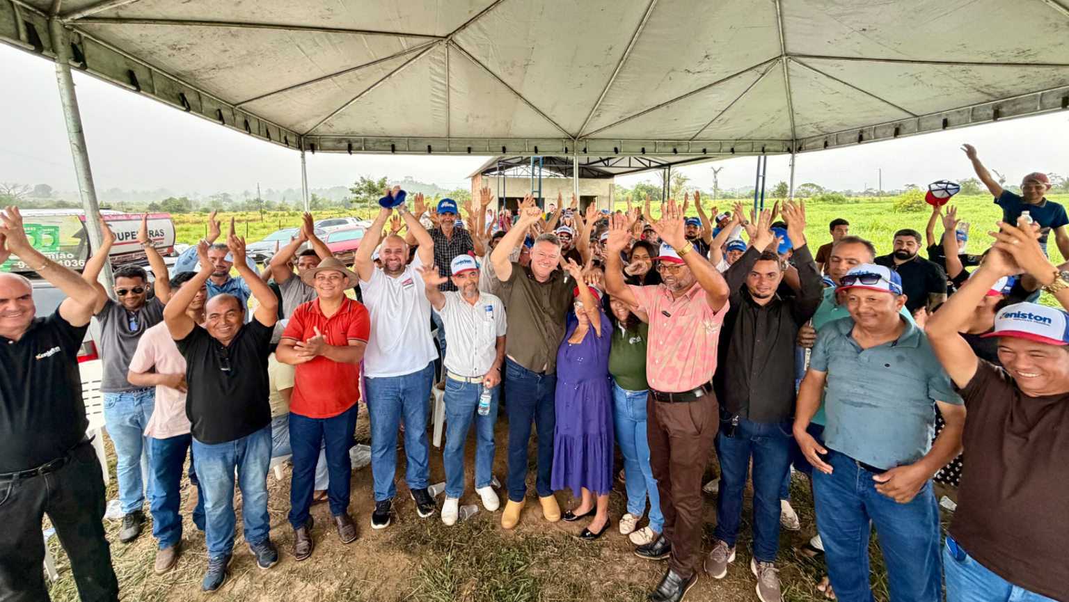 entrega tratores usina solar