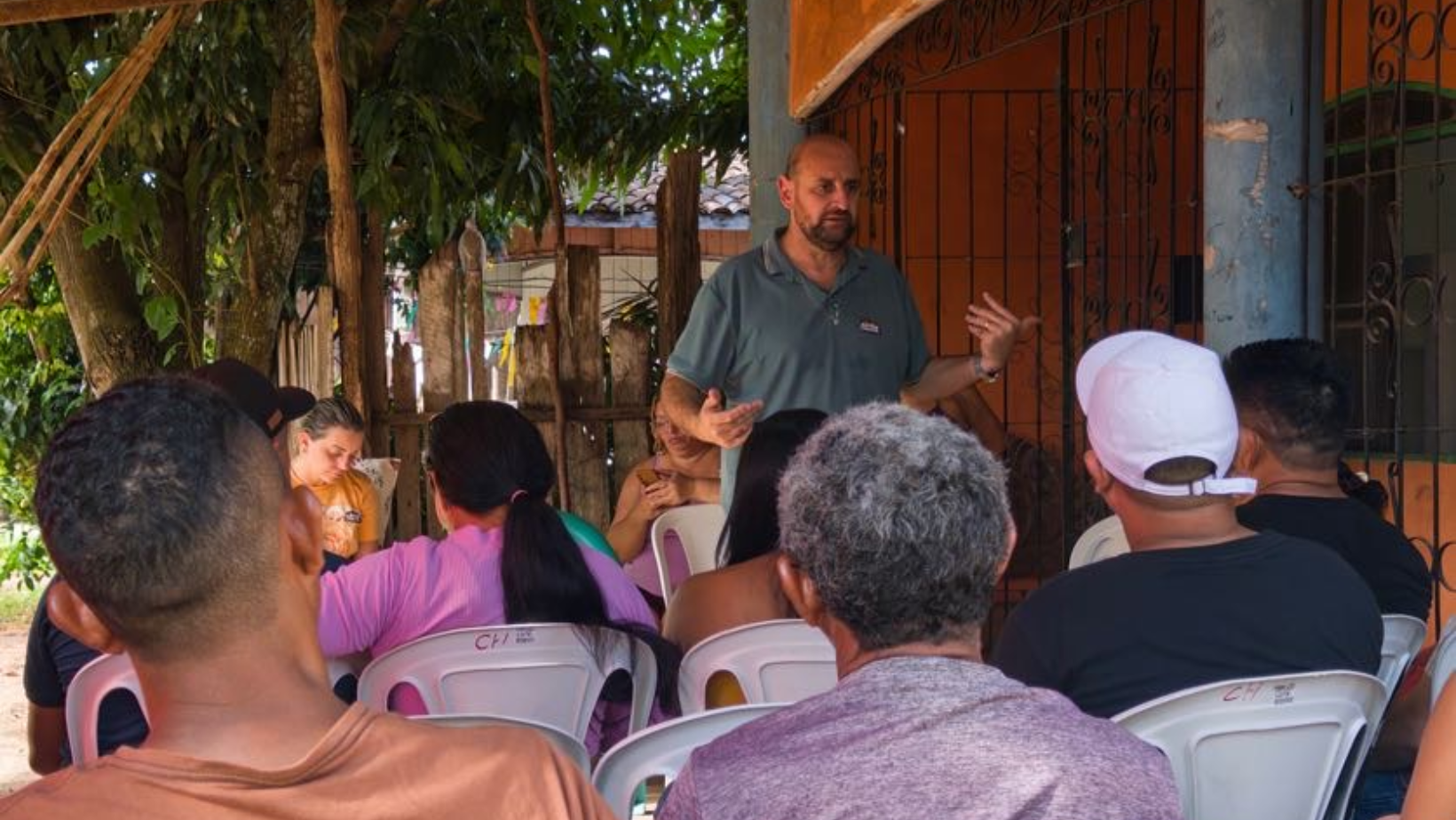 Junior do Macre intensifica rodas de conversa em comunidades ribeirinhas