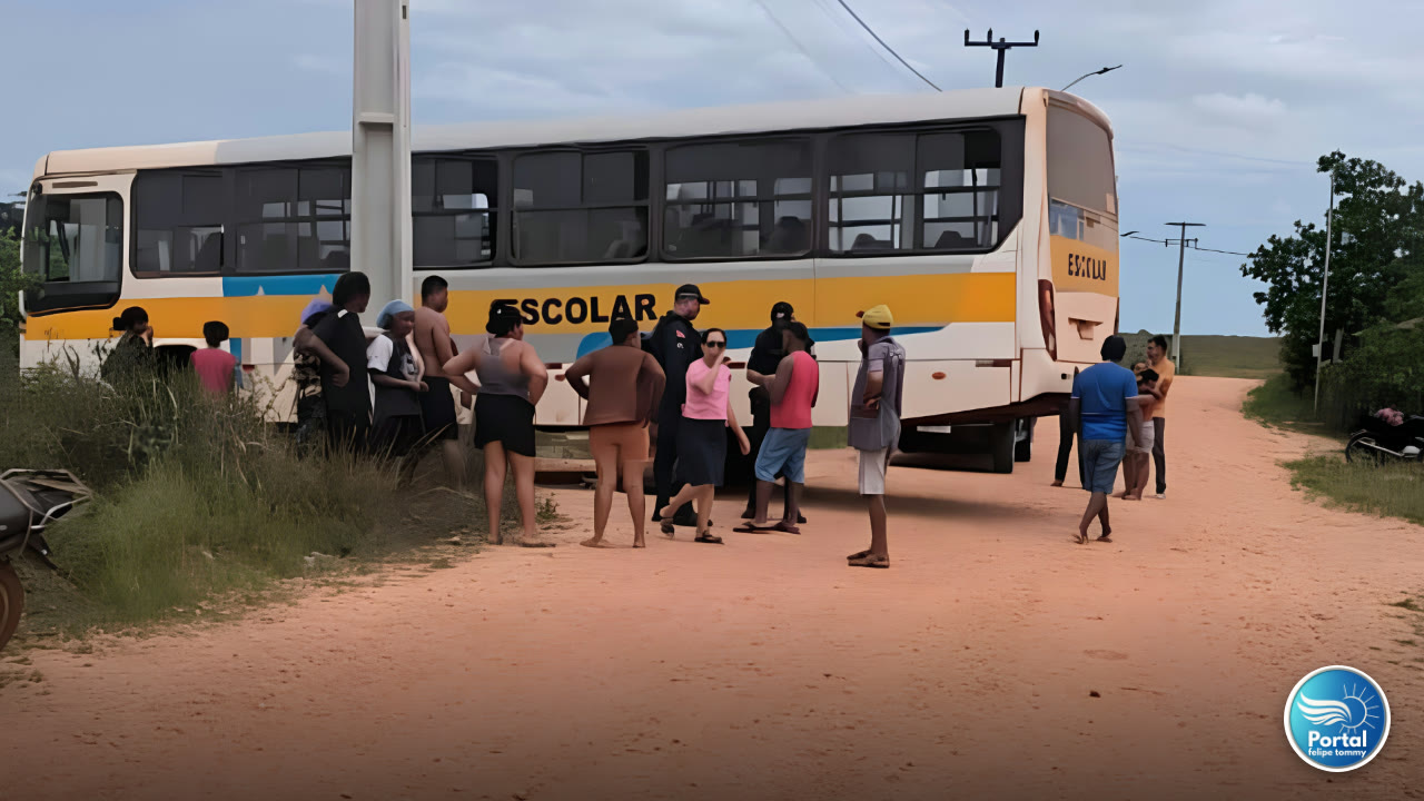 colisão moto ônibus escolar